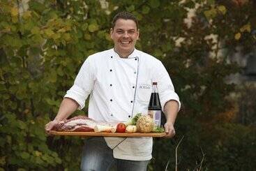 هتل Restaurant Zum Felsenkeller