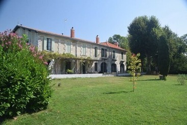 پانسیون Villa 2 Pas Sages