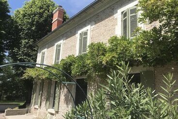 پانسیون Villa 2 Pas Sages
