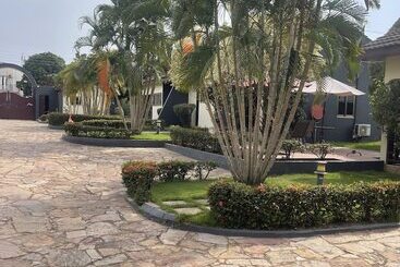 Traveller's Palm Court