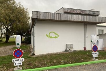 هتل L'aérodrome De La Baie De Somme