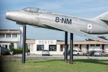 هتل L'aérodrome De La Baie De Somme