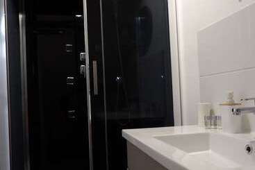 تختخواب و صبحانه Le Clos Verlaine
