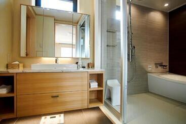 Enoshima Hotel ーenoshima Island Spa Hotel Buildingー