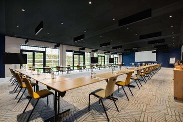 هتل Hyatt House Paris Charles De Gaulle Airport