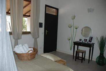 هتل روستایی Agriturismo Vecchia Monta