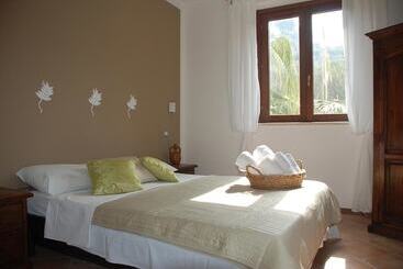 هتل روستایی Agriturismo Vecchia Monta
