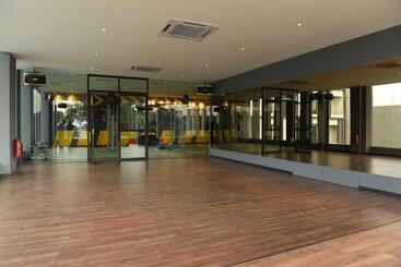 Vangohh Eminent Hotel & Spa