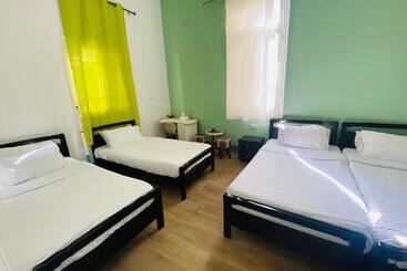 پانسیون City Hostel Dormitory