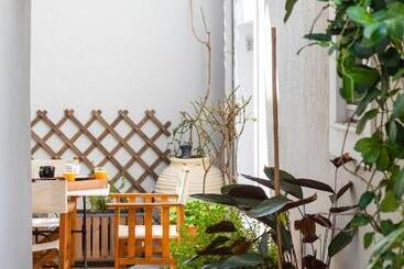 پانسیون Guesthouse Niriides