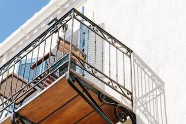 پانسیون Guesthouse Niriides