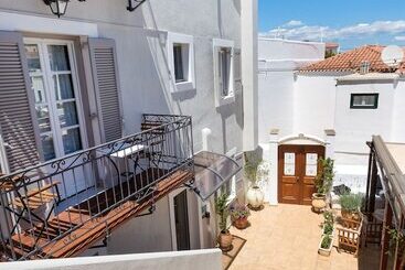 پانسیون Guesthouse Niriides