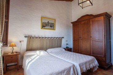 Roofed Cottage In Andalusia With Fantastic Pool And Garden