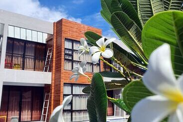 Only Seed Resort 欧芮希度假酒店