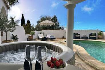 هتل Casa Rural Cómpeta Piscina Barbacoa Y Vista
