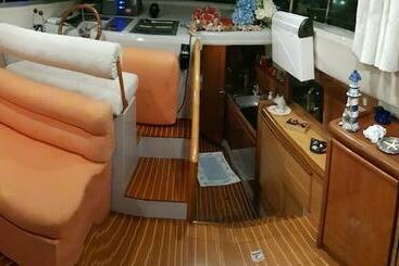 هتل Yacht Suite Piombino