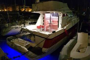 فندق Yacht Suite Porto Ercole
