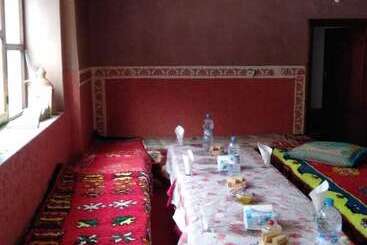 پانسیون Taghia Gîte Ahansal
