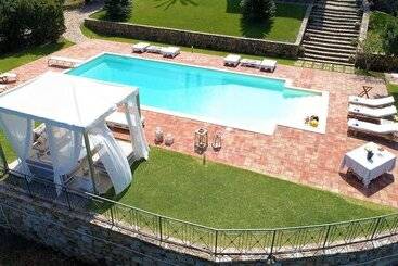 Villa Rosa