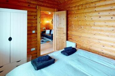 Croyde Ranch Chalet 2 Bedrooms
