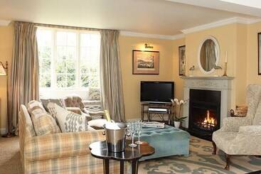 Epsom Cottage