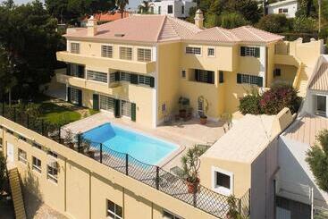 هتل Estoril Luxury Suites & Spa