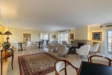 هتل Estoril Luxury Suites & Spa
