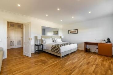 هتل Estoril Luxury Suites & Spa