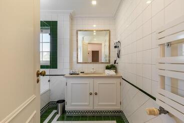 هتل Estoril Luxury Suites & Spa