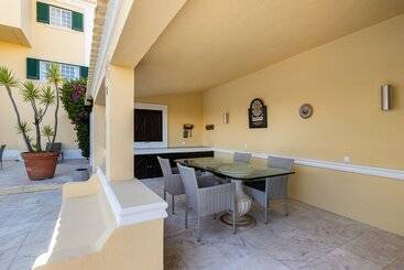 هتل Estoril Luxury Suites & Spa