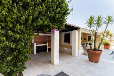هتل Estoril Luxury Suites & Spa