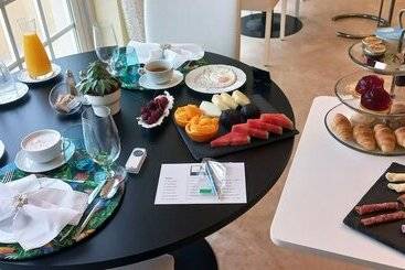 هتل Estoril Luxury Suites & Spa
