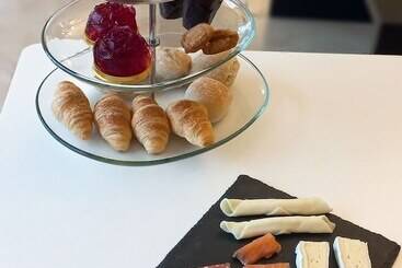 هتل Estoril Luxury Suites & Spa