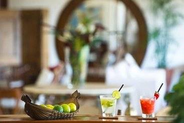 هتل Liyya Water Villas