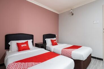 هتل Oyo 89844 Green Villa