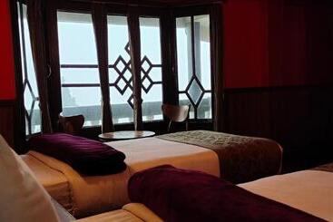 هتل The Rope Resorts