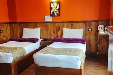 هتل The Rope Resorts