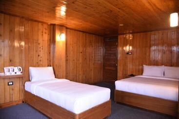 هتل The Rope Resorts
