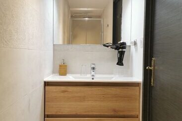 پانسیون Colmar Suites