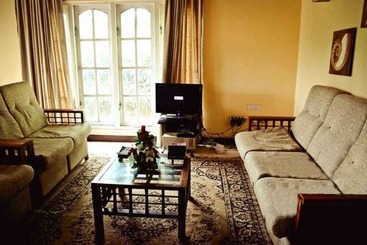 پانسیون Greendale Bunglow