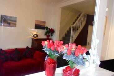 Seaview Cottage
