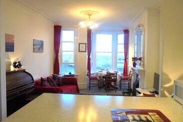 Seaview Cottage