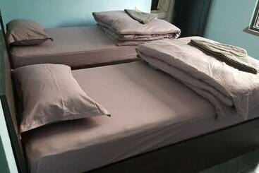 تختخواب و صبحانه Bnb Royal Tourist House