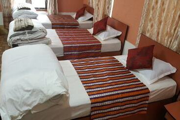 تختخواب و صبحانه Bnb Royal Tourist House