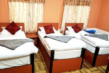 تختخواب و صبحانه Bnb Royal Tourist House