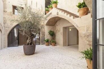 هتل Fil Suites
