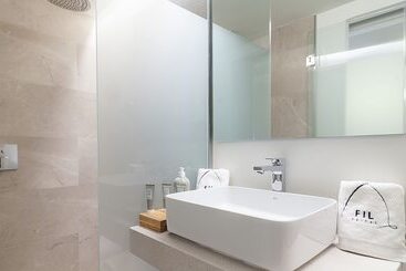 هتل Fil Suites