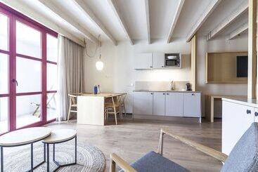 هتل Fil Suites
