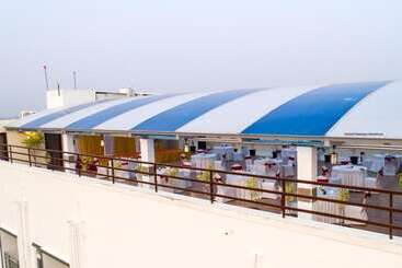 هتل Grand Padappai Residency   Gpr