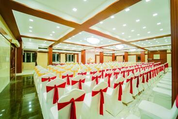 هتل Grand Padappai Residency   Gpr